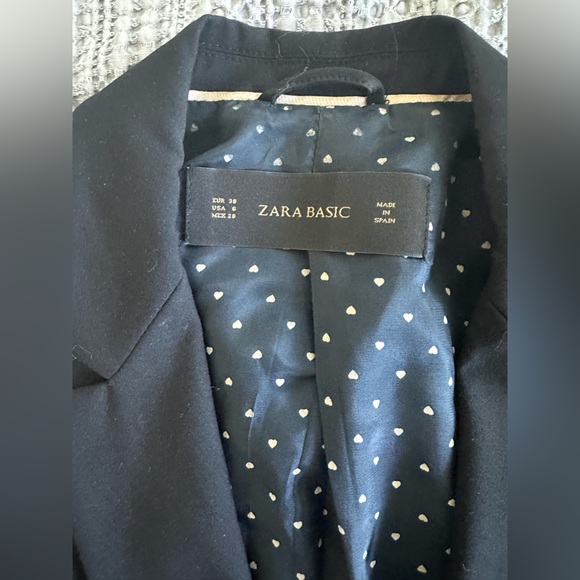 Zara Fitted Blazer in Black - Picture 10 of 16